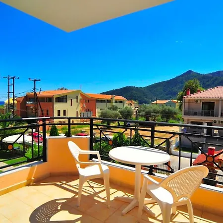 Room In Studio - Hotel Georgia - Beautiful Hotel In Golden Beach In Thassos 招待所 *